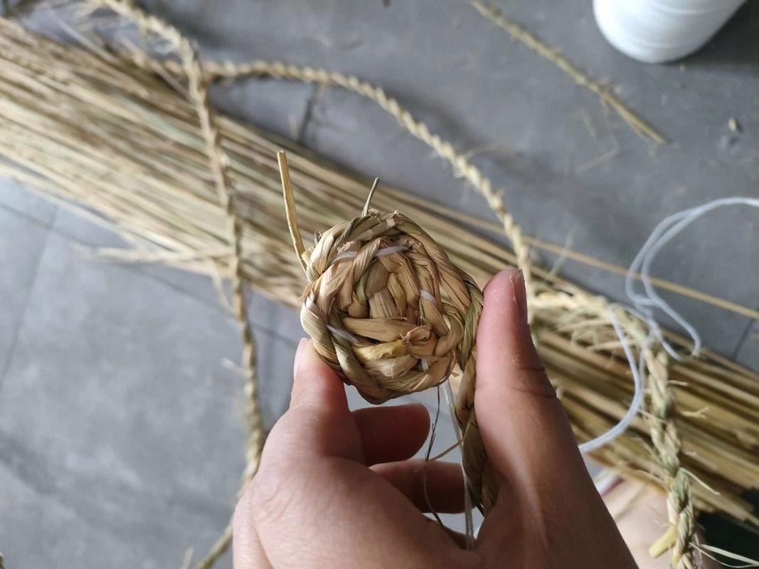 最简单的草窝编织方法-手工草窝编制作方法大全